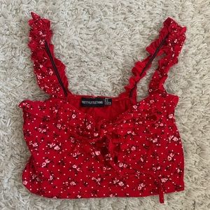 Prettylittlething floral crop top